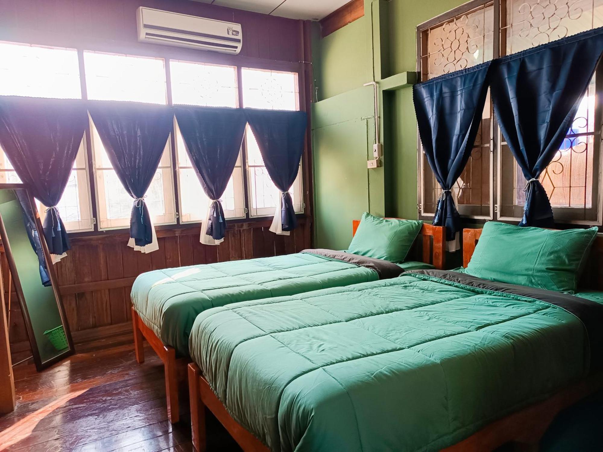 Pai Baan Homestay ปายบ้าน โฮมสเตย์ ถนนคนเดินปาย Esterno foto