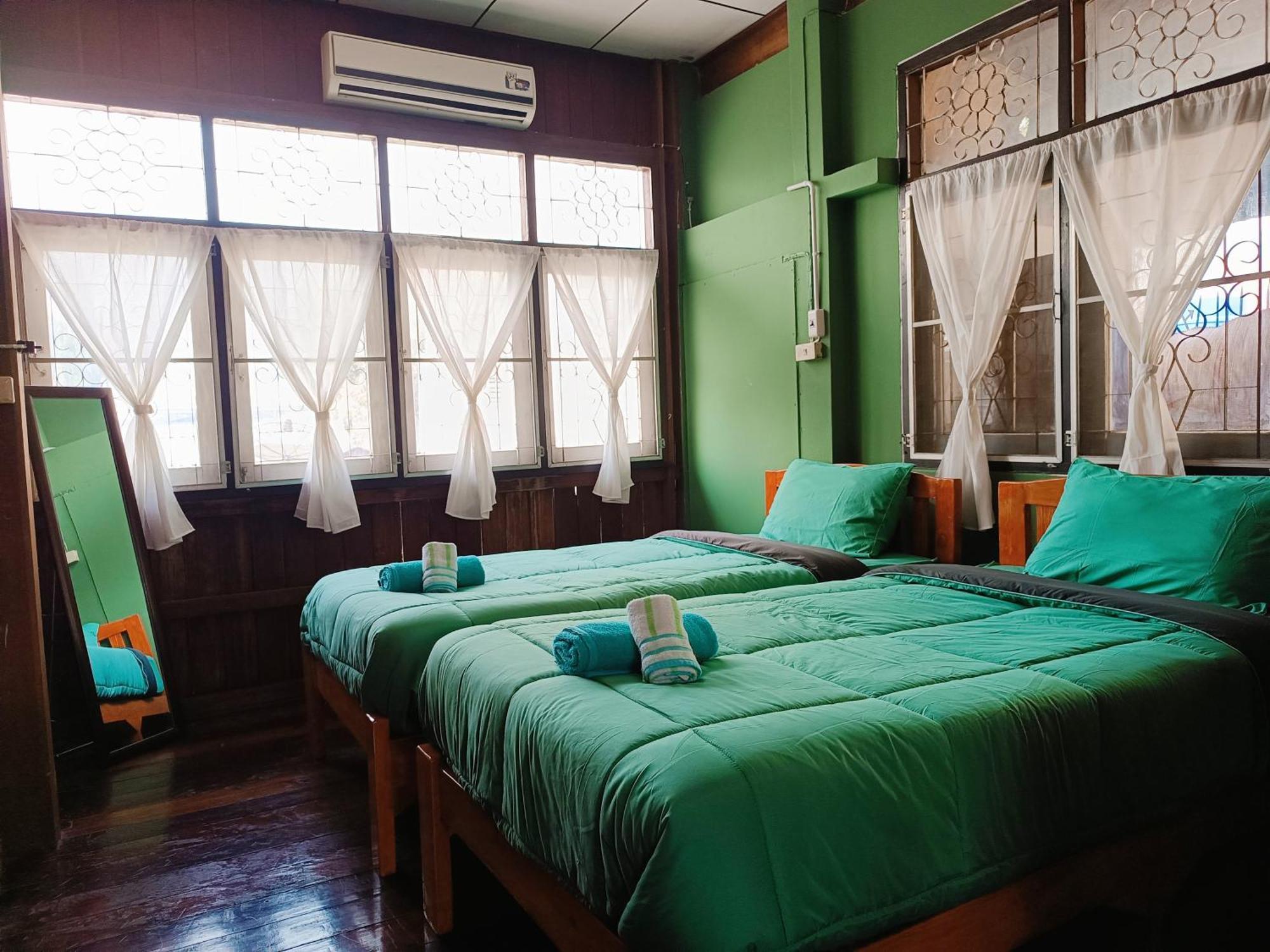 Pai Baan Homestay ปายบ้าน โฮมสเตย์ ถนนคนเดินปาย Esterno foto