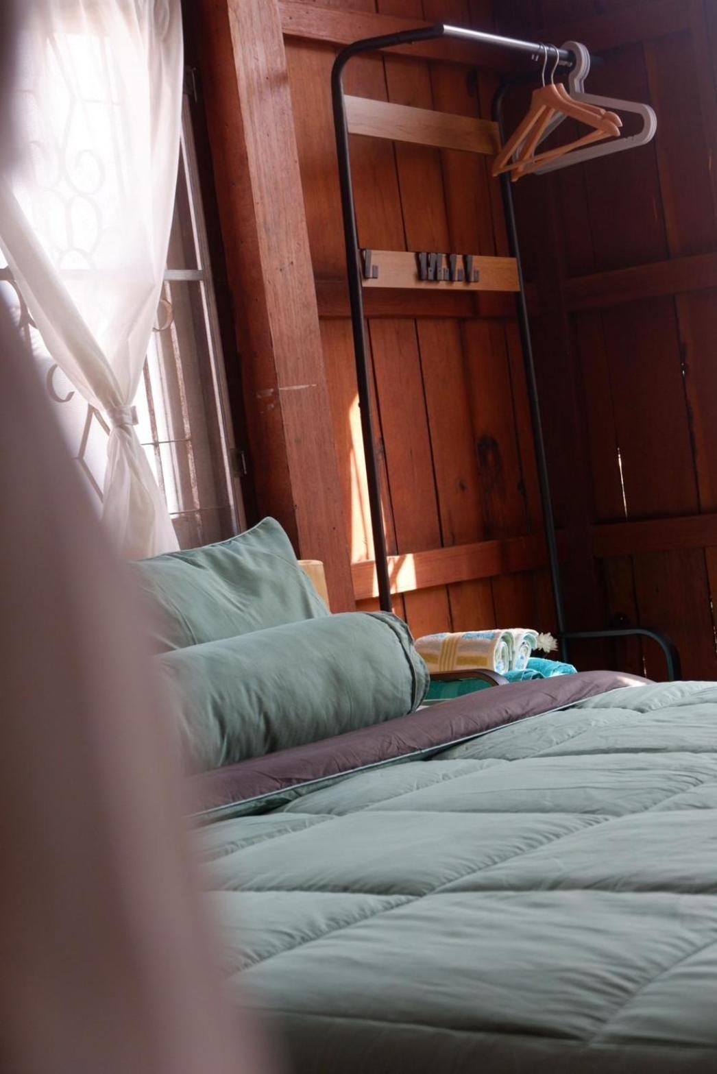 Pai Baan Homestay ปายบ้าน โฮมสเตย์ ถนนคนเดินปาย Esterno foto