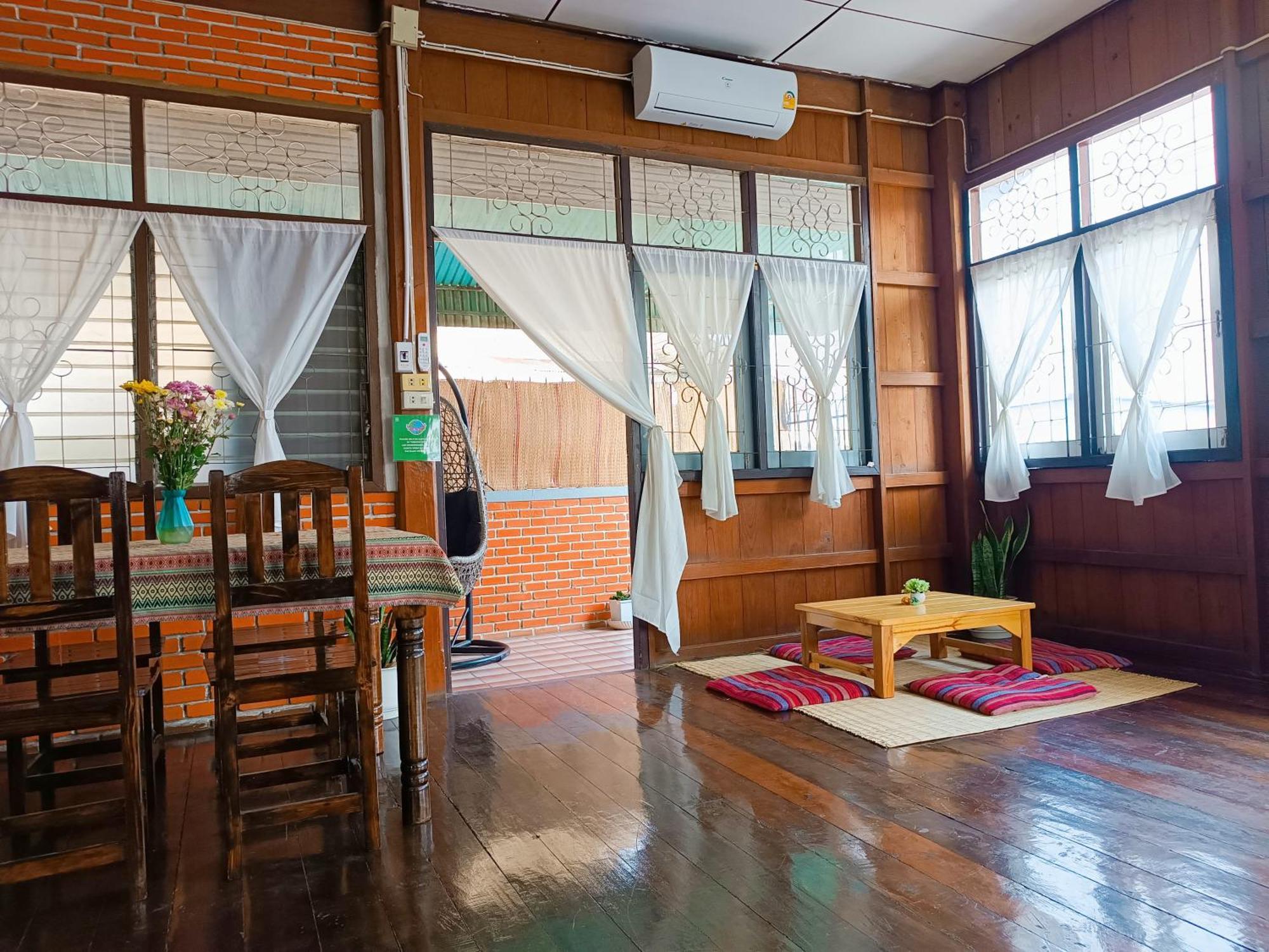 Pai Baan Homestay ปายบ้าน โฮมสเตย์ ถนนคนเดินปาย Esterno foto